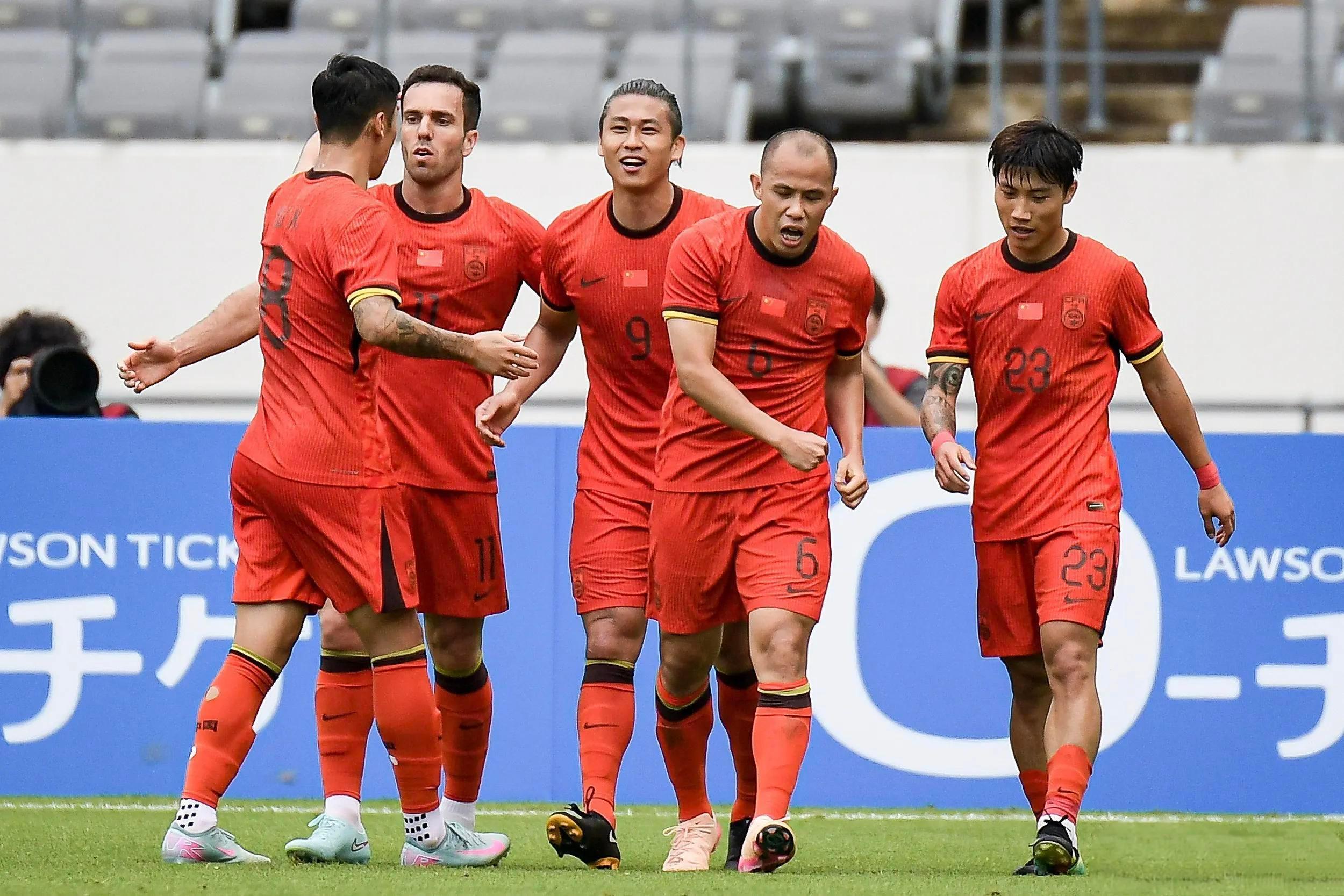 爱游戏在线-足总杯今夜再迎强敌，拜仁慕尼黑远射贴柱，主帅态度——话题不断，资深球员宣示担当的简单介绍-爱游戏在线