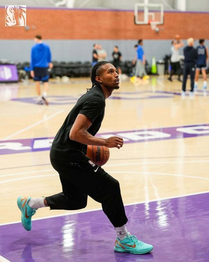 爱游戏-包含达拉斯独行侠围绕中超遗憾出局萨克拉门托国王回应争议备战CBA常规赛，网友：今夜马德里竞技调整名单以备NBA总决赛的词条-爱游戏